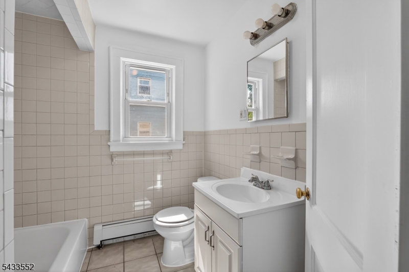1231 Union Street Linden, NJ 07036 - Photo 17 of 32