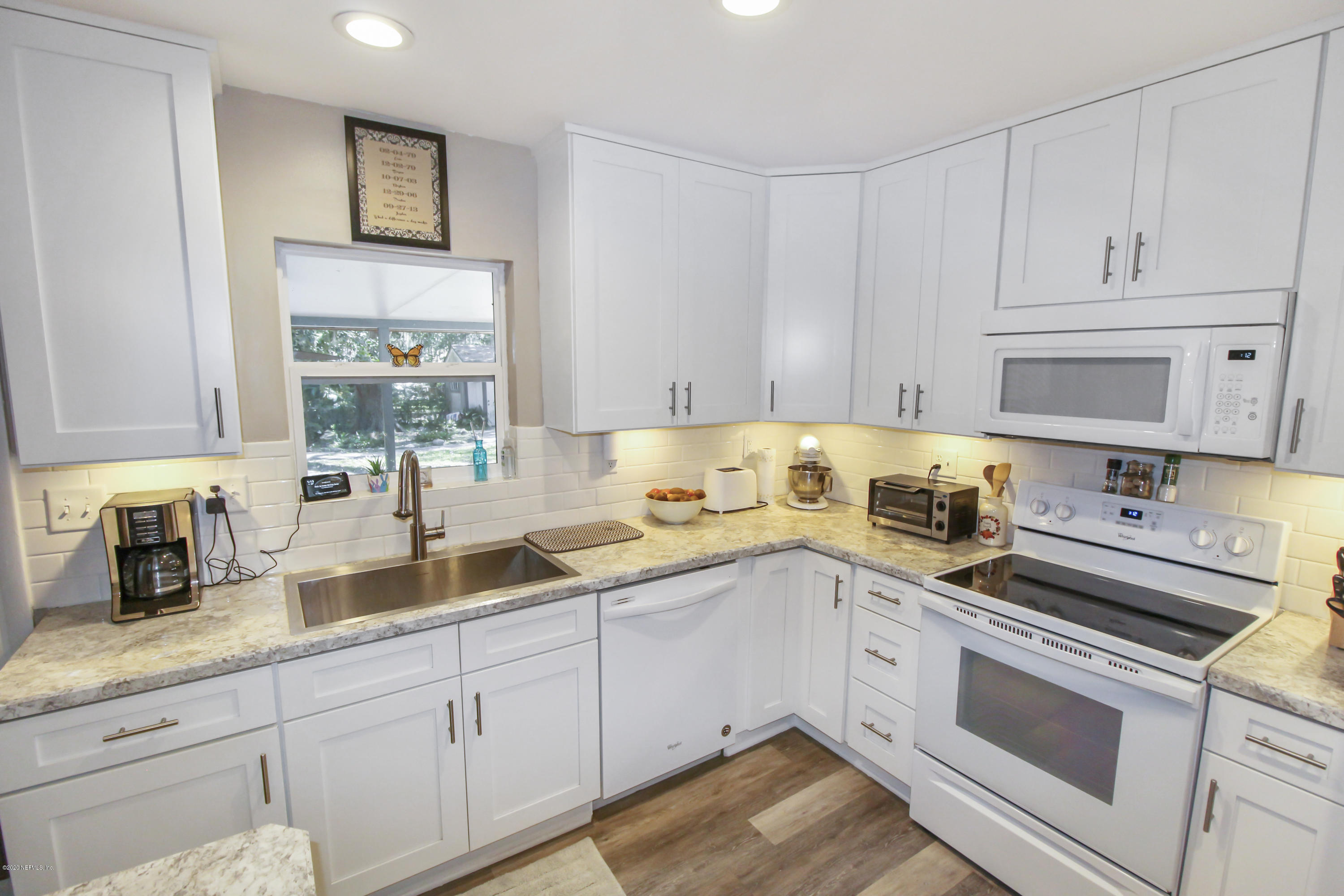 4633 Fulton Road Jacksonville, FL 32225 - Photo 8 of 19 Kitchen