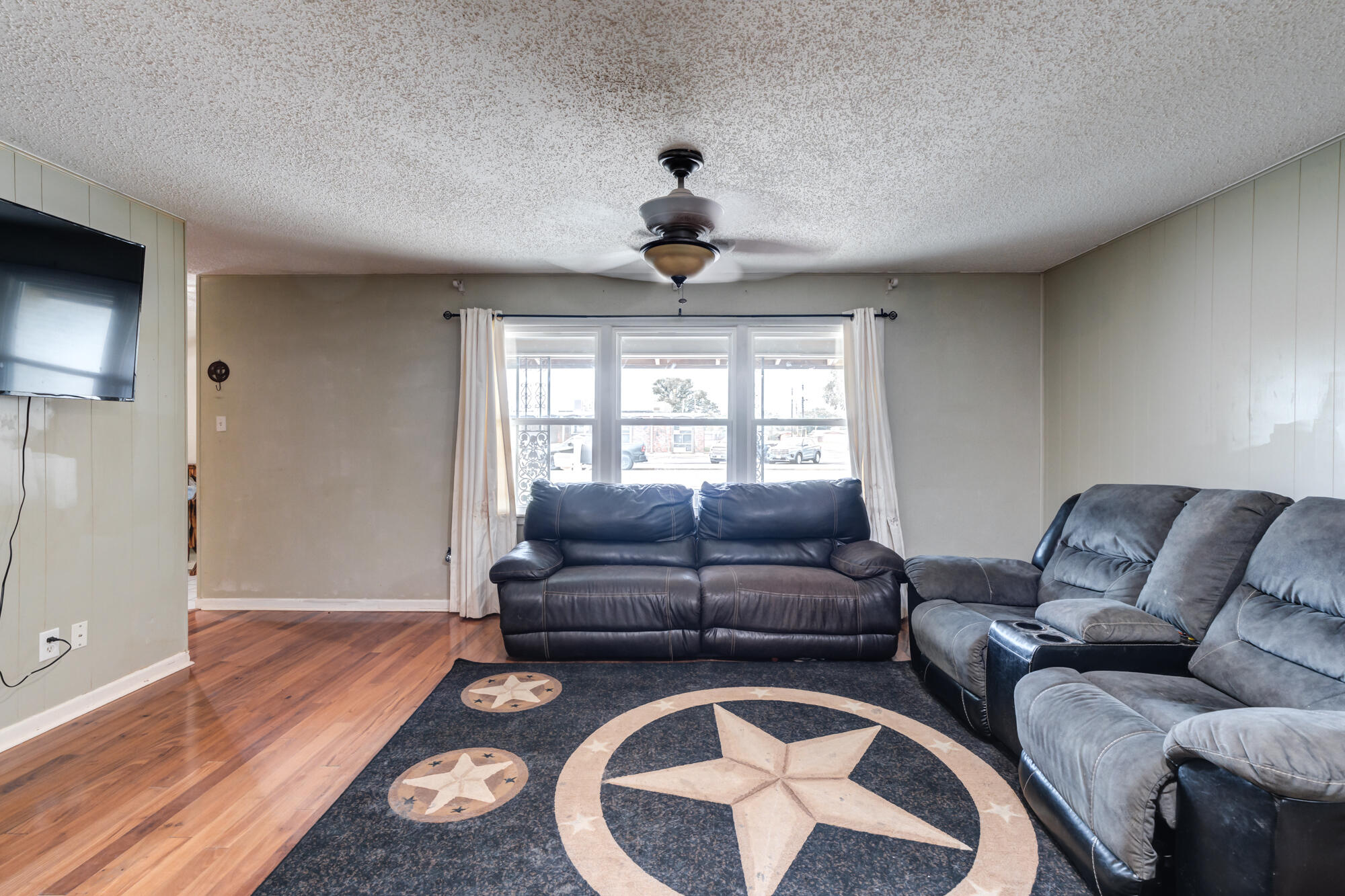 4818 46th Street Lubbock, TX 79414 - Photo 4 of 32 DSC03451_2_3_4_5