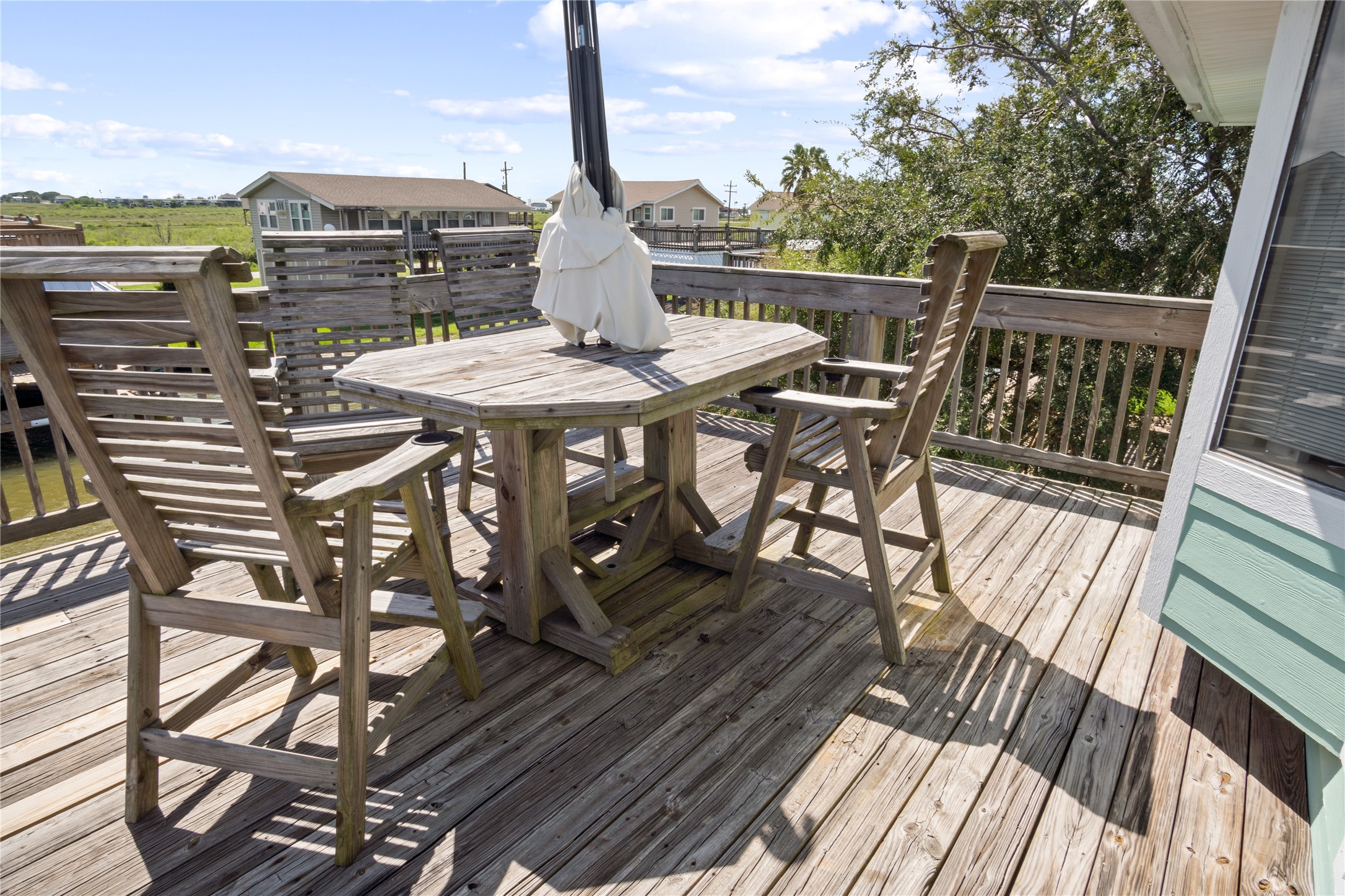 1205 Bay Crystal Beach, TX 77650 - Photo 18 of 33