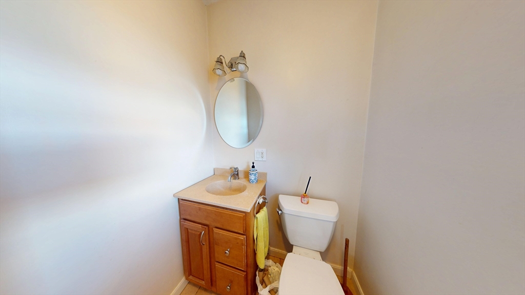 7 Winter Hill Road, Unit 2 Medford, MA 02155 - Photo 4 of 9