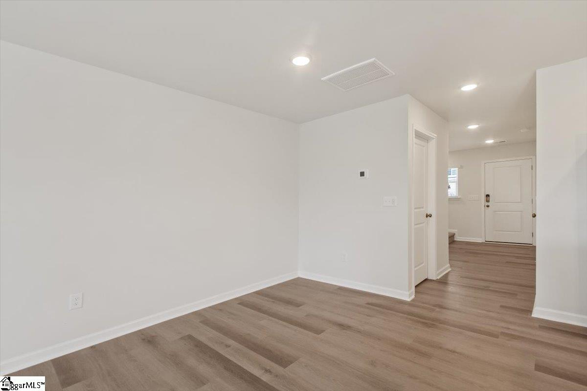 201 Higher Court Fountain Inn, SC 29644 - Photo 9 of 31