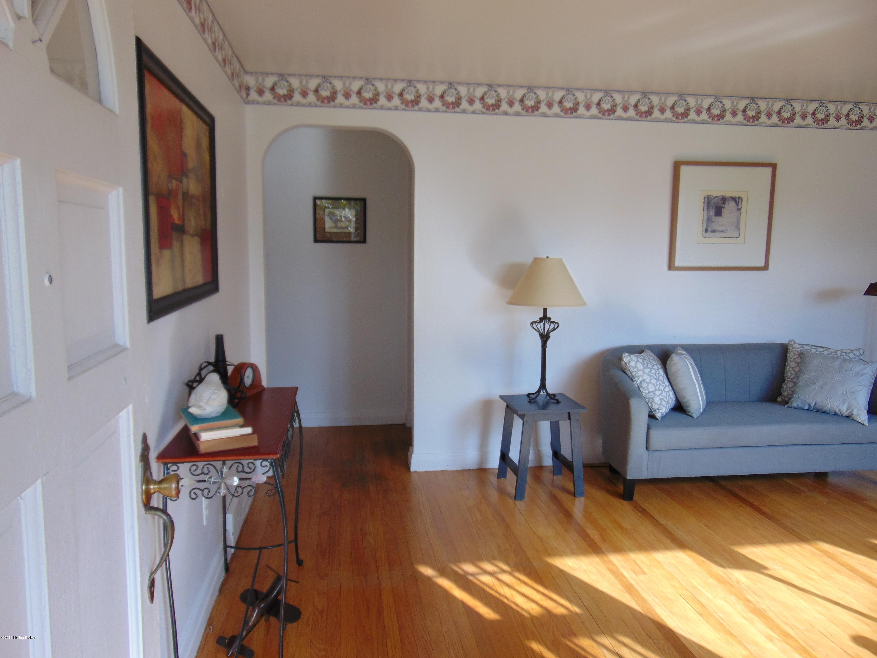 4405 Leeds Road Louisville, KY 40216 - Photo 16 of 58 DSC02960
