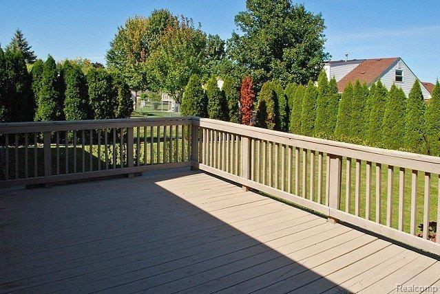 45220 Rector Drive Canton, MI 48188 - Photo 11 of 13 Deck & Private Yard