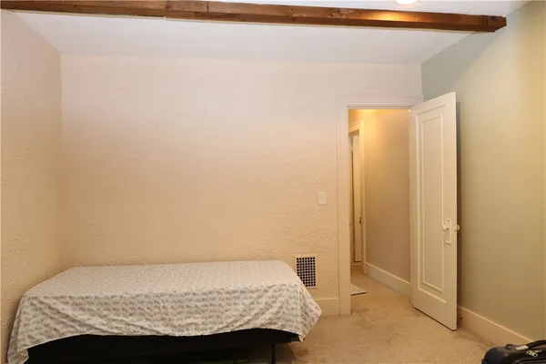 $2,100 | 195 Brookridge Drive, Greece, NY 14616