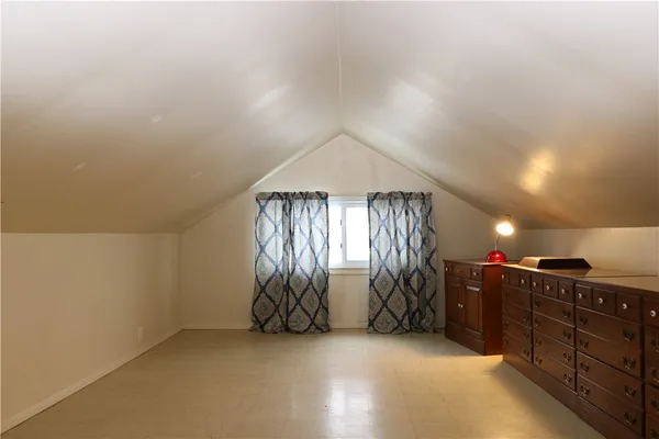 $2,100 | 195 Brookridge Drive, Greece, NY 14616