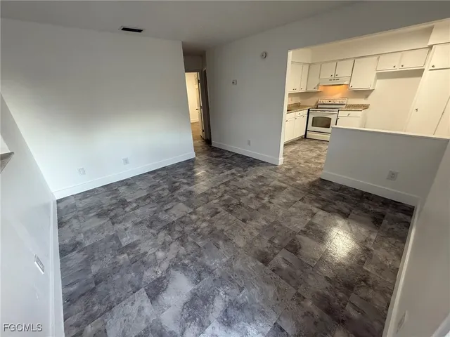 $1,400 | 2708 Broadway, Unit 5, Fort Myers, FL 33901