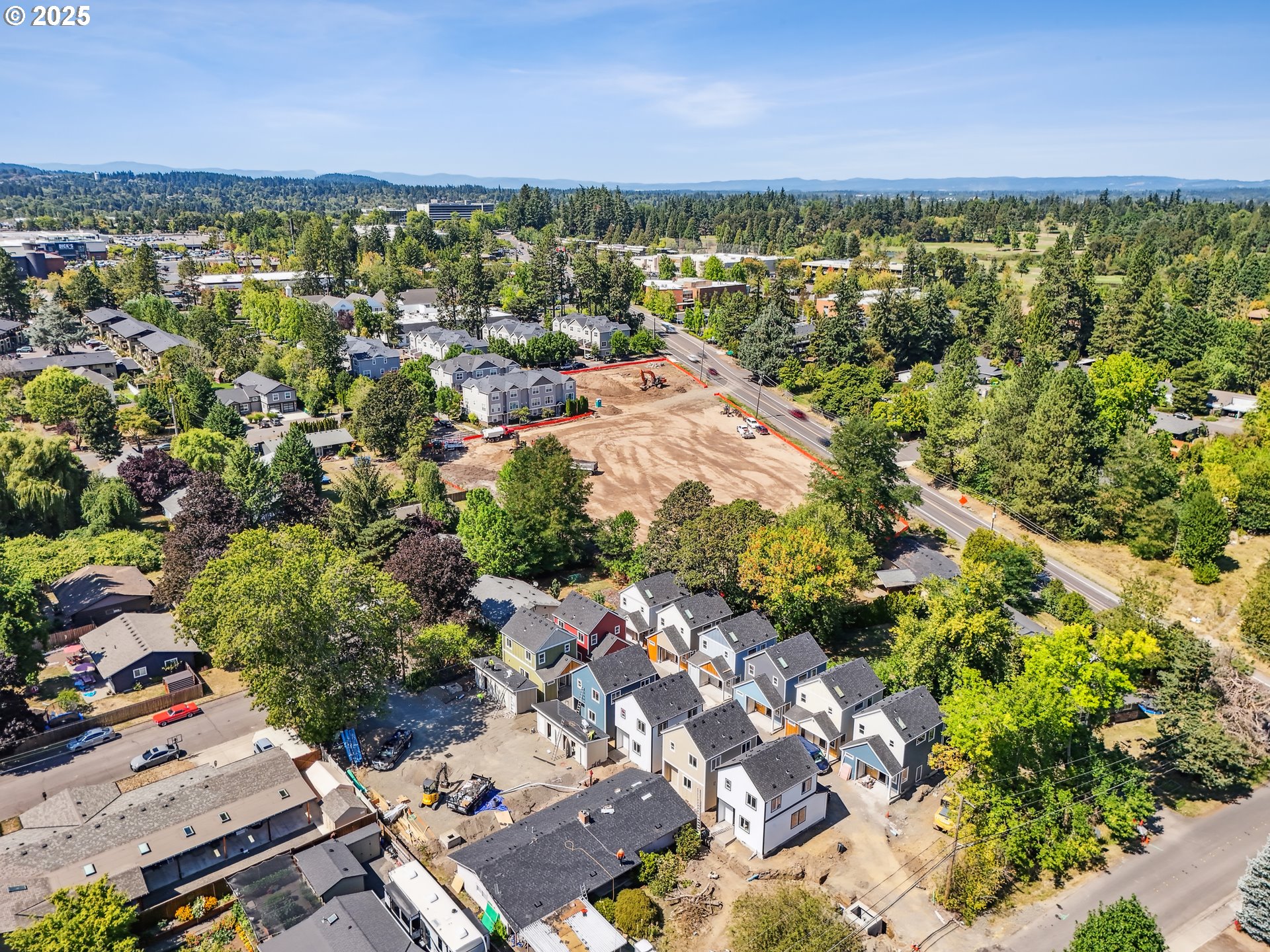9596 Southwest 91st Avenue, Unit 12 Portland, OR 97223 - Photo 22 of 25 a view of a city with ocean