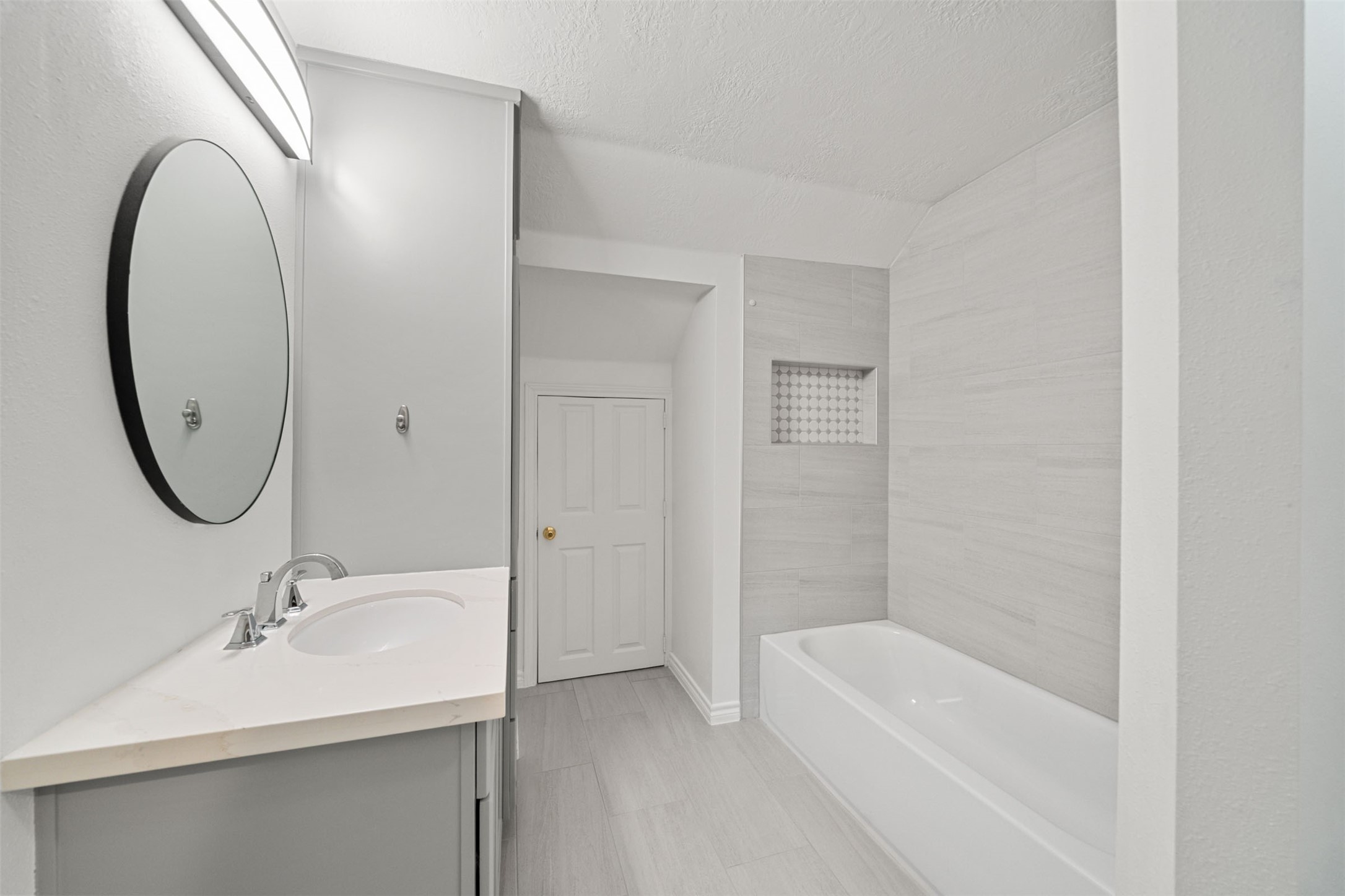 22323 Roberts Cemetery Road Hockley, TX 77447 - Photo 33 of 50 a bathroom with a sink and a mirror