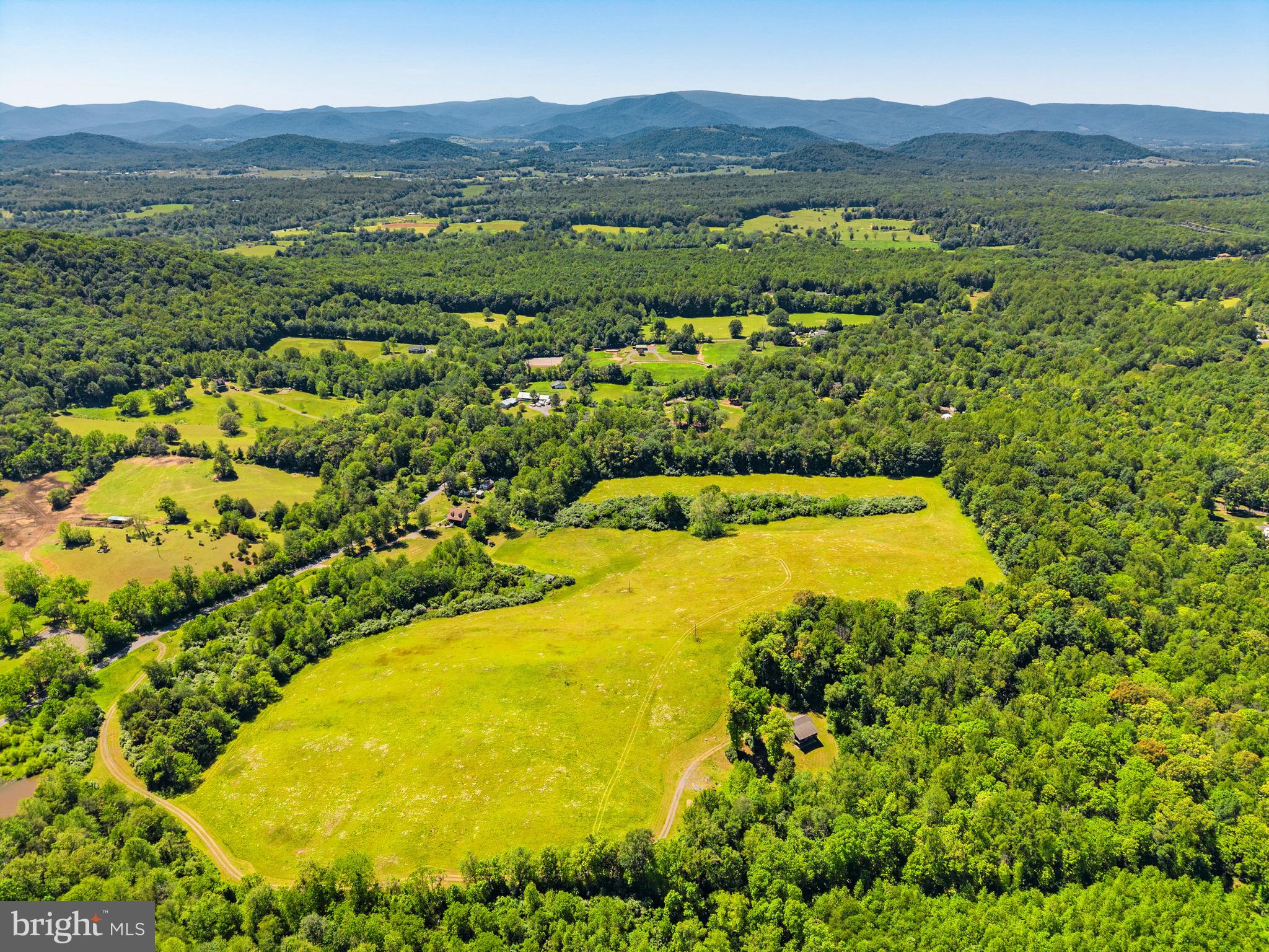 342 South Poes Road Amissville, VA 20106 - Photo 27 of 39