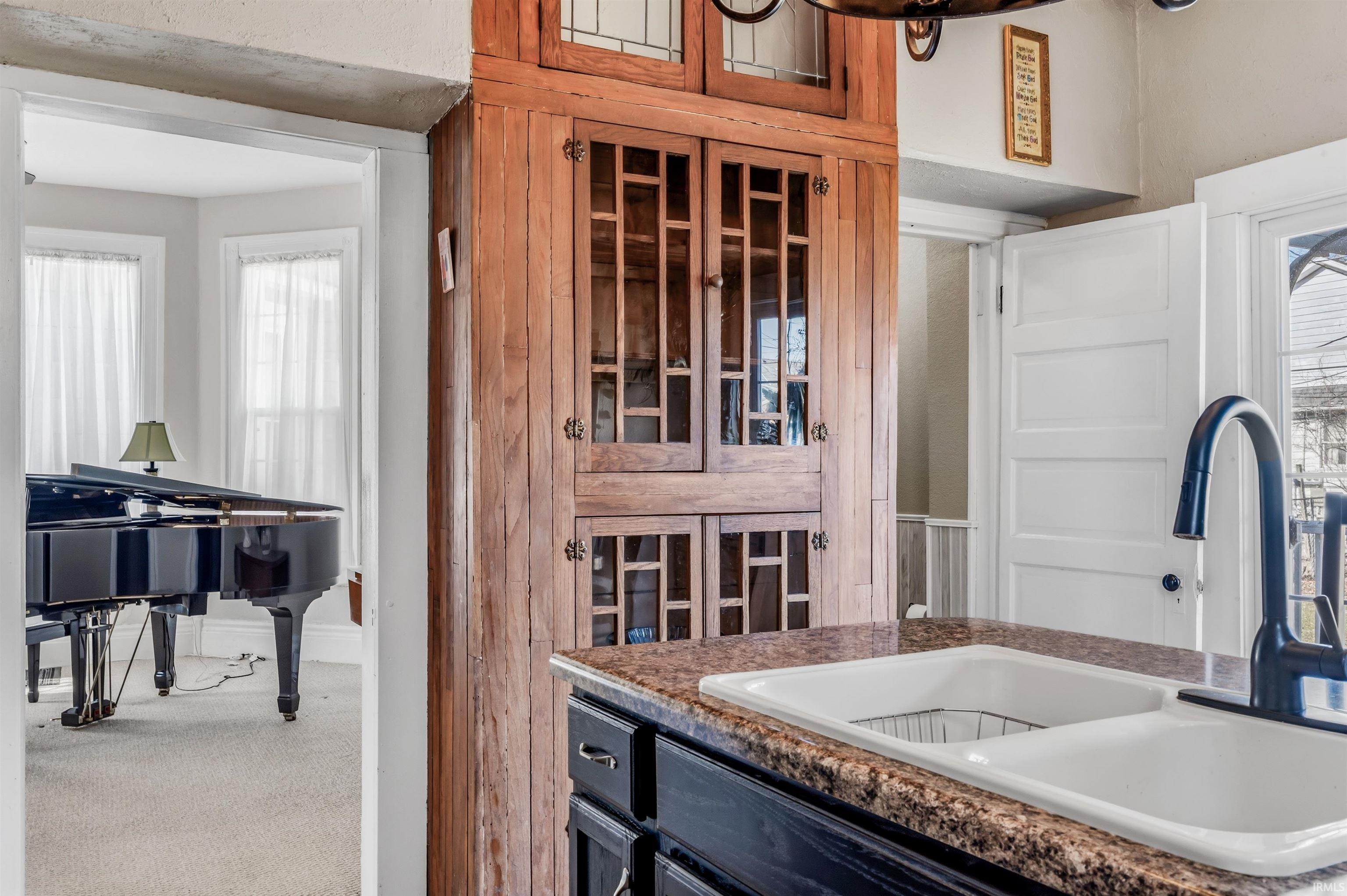 1007 Edgewater Avenue Fort Wayne, IN 46805 - Photo 14 of 36