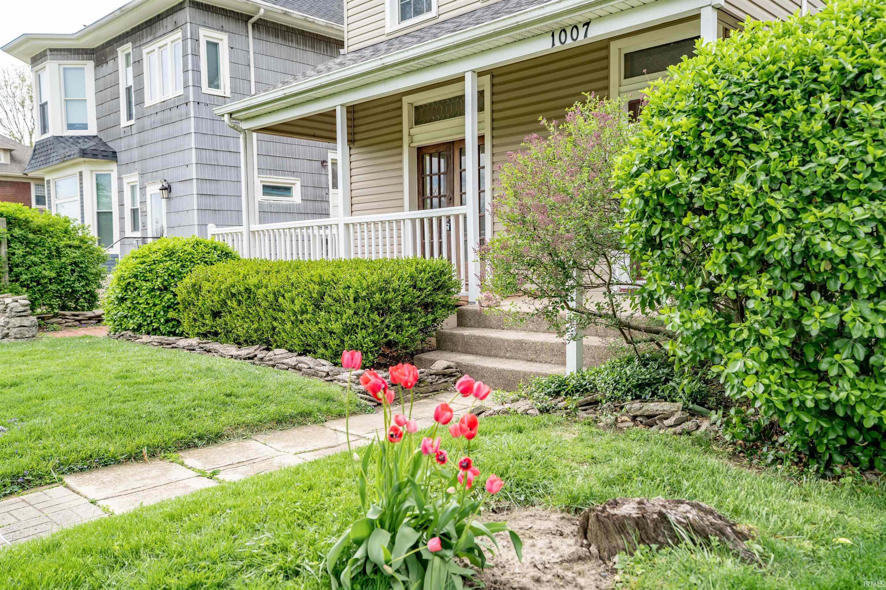 1007 Edgewater Avenue Fort Wayne, IN 46805 - Photo 2 of 36