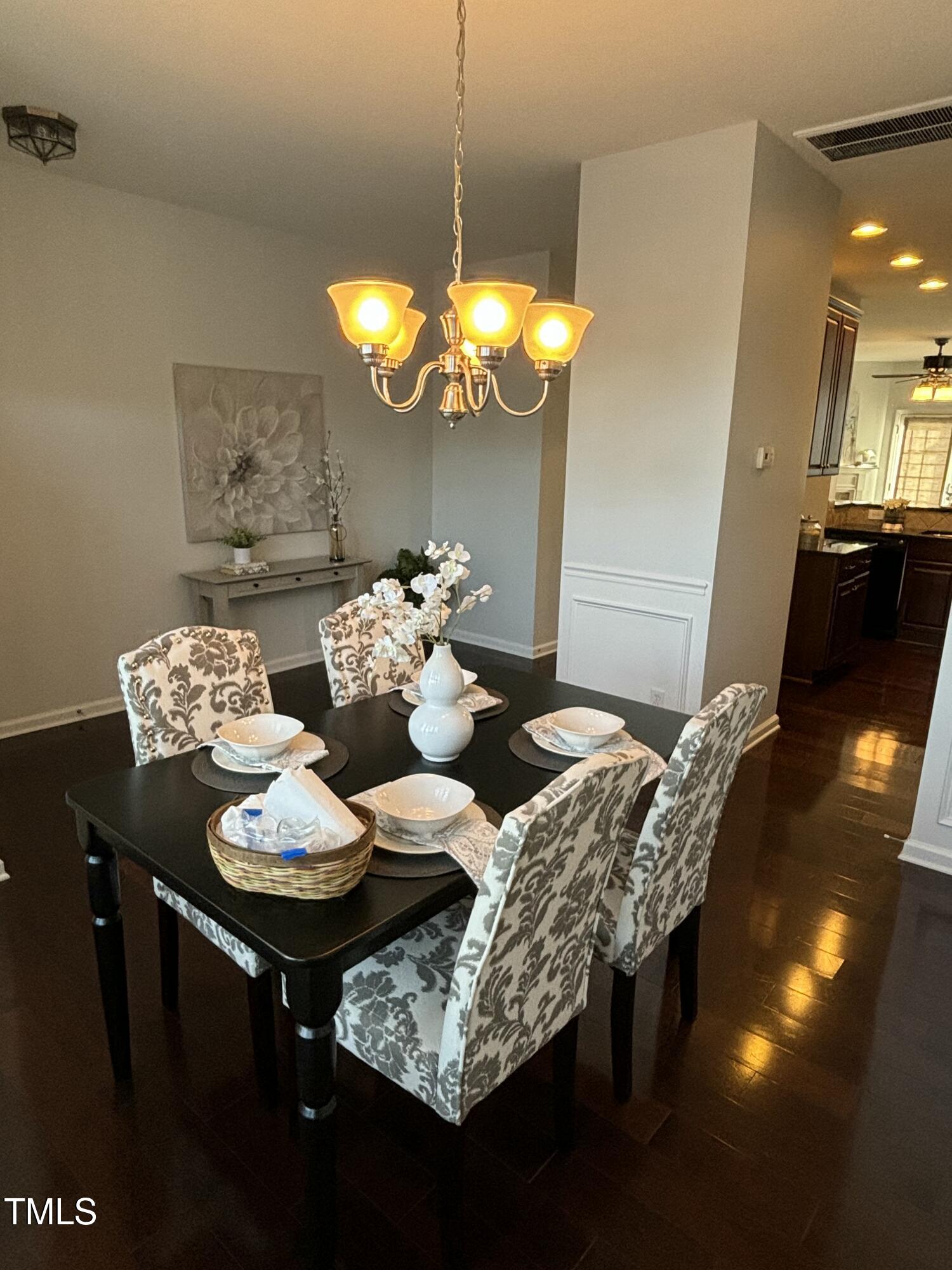 810 Bryan Street Raleigh, NC 27603 - Photo 21 of 33 Dining Room 1