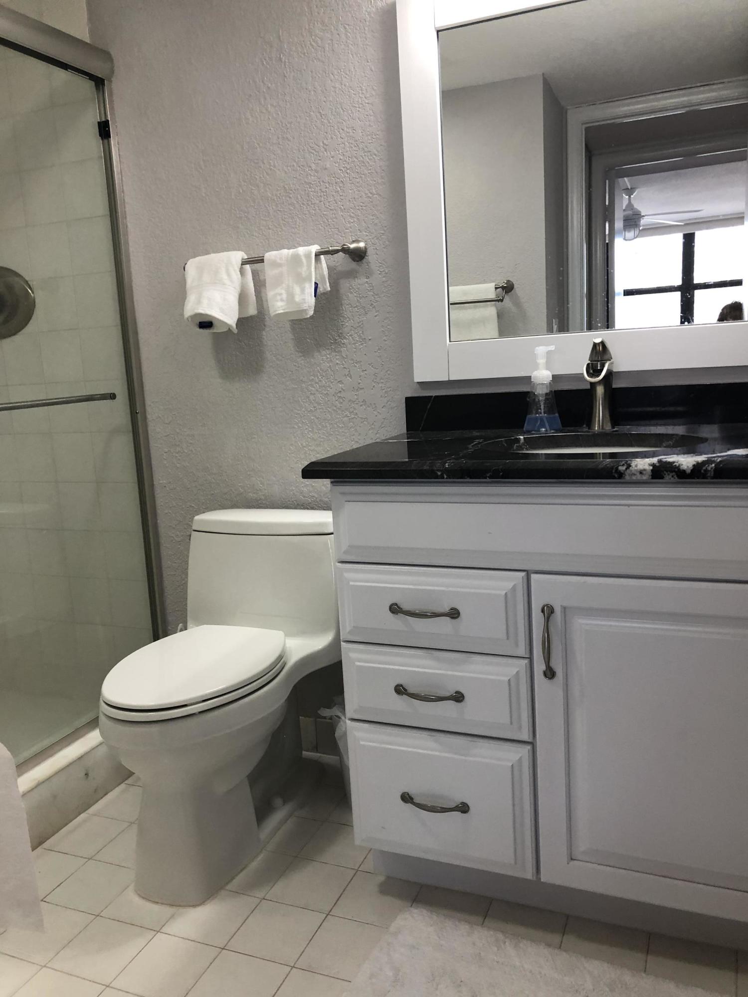 3400 North Ocean Drive, Unit 803 Riviera Beach, FL 33404 - Photo 14 of 51 Guest Bathroom