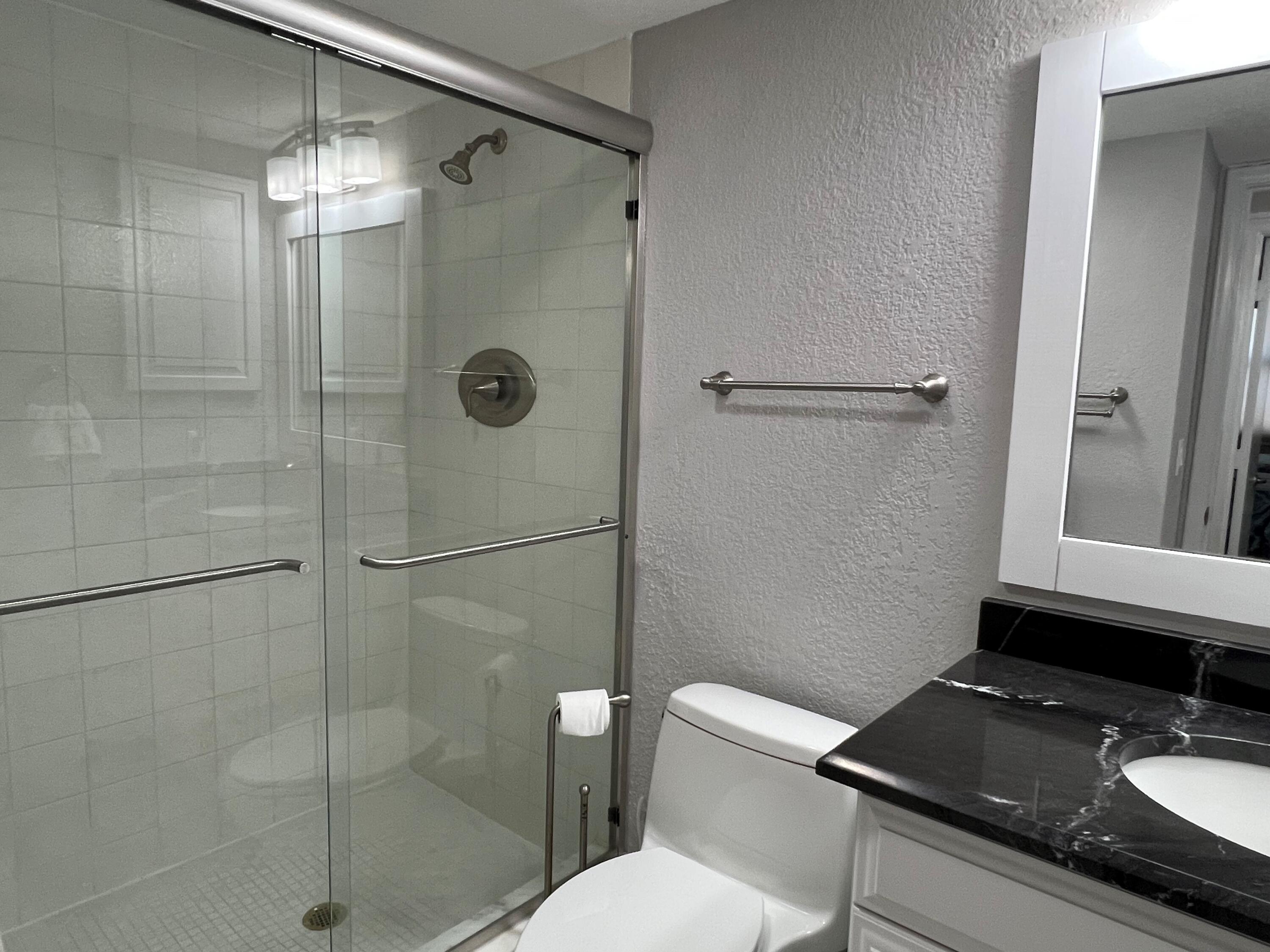 3400 North Ocean Drive, Unit 803 Riviera Beach, FL 33404 - Photo 15 of 51 Guest Bathroom
