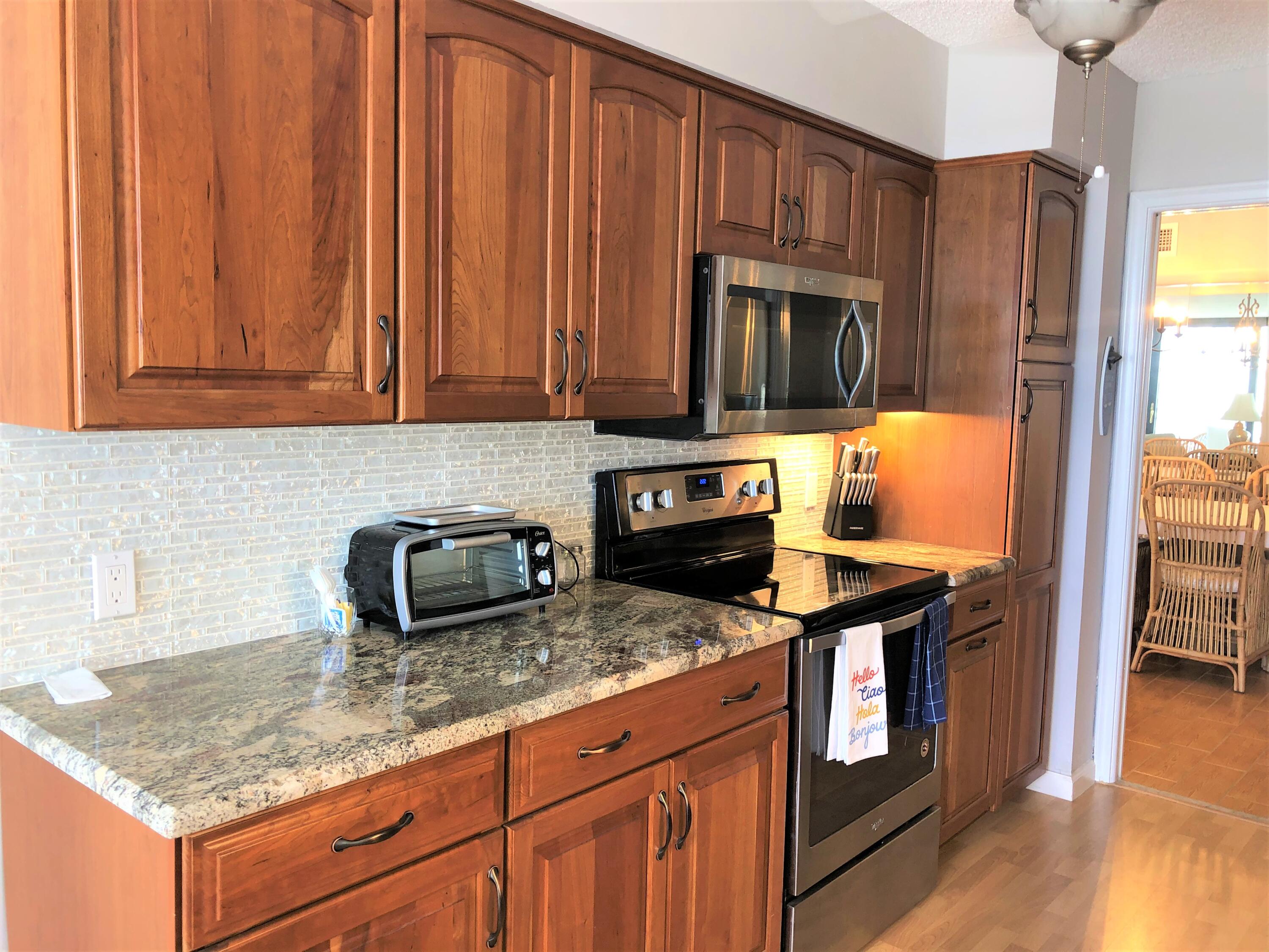 3400 North Ocean Drive, Unit 803 Riviera Beach, FL 33404 - Photo 16 of 51 Kitchen