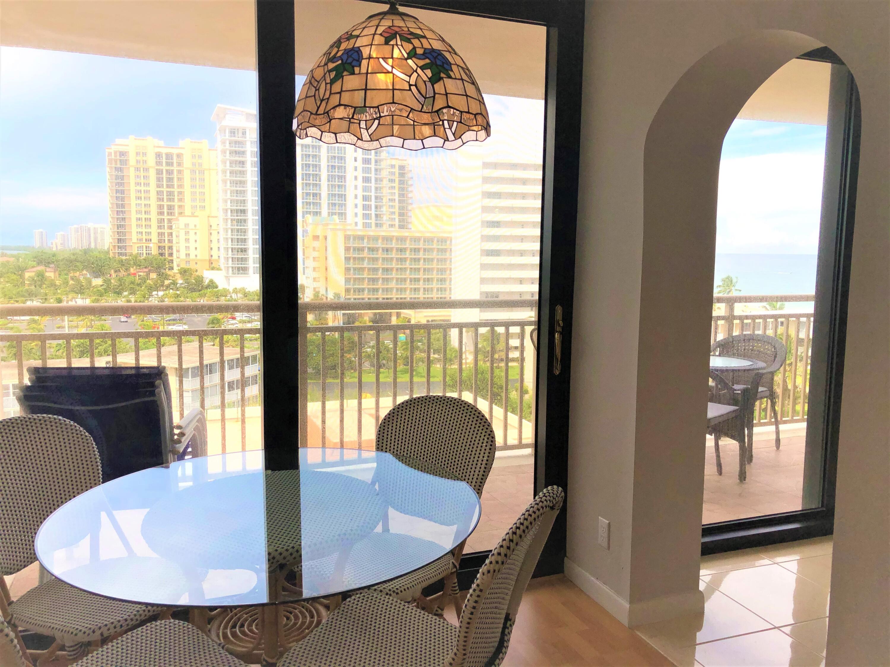3400 North Ocean Drive, Unit 803 Riviera Beach, FL 33404 - Photo 18 of 51 Kitchen Eating Area