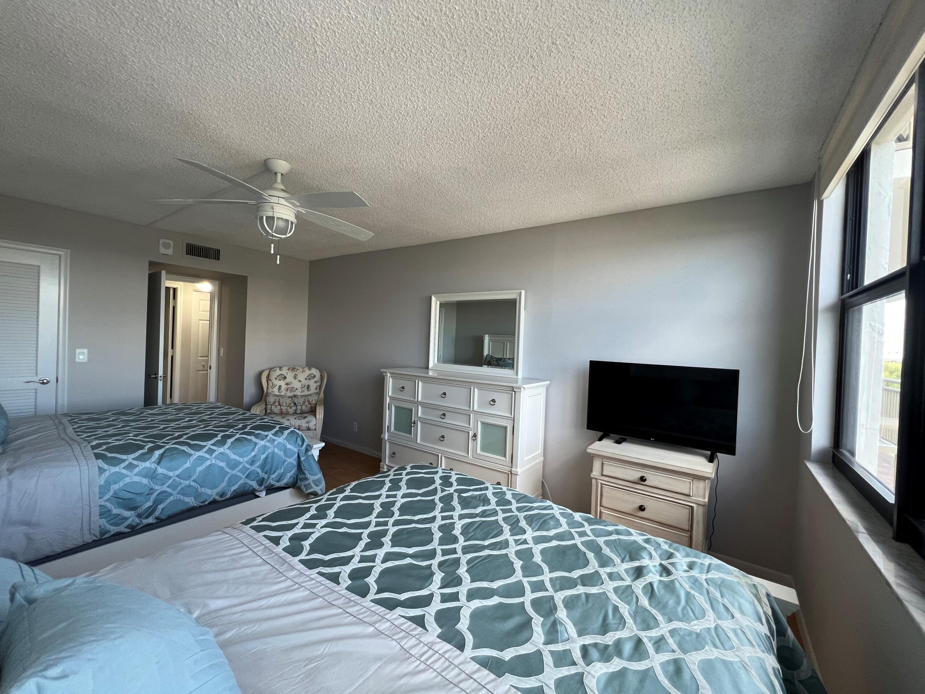 3400 North Ocean Drive, Unit 803 Riviera Beach, FL 33404 - Photo 25 of 51 Guest Bedroom