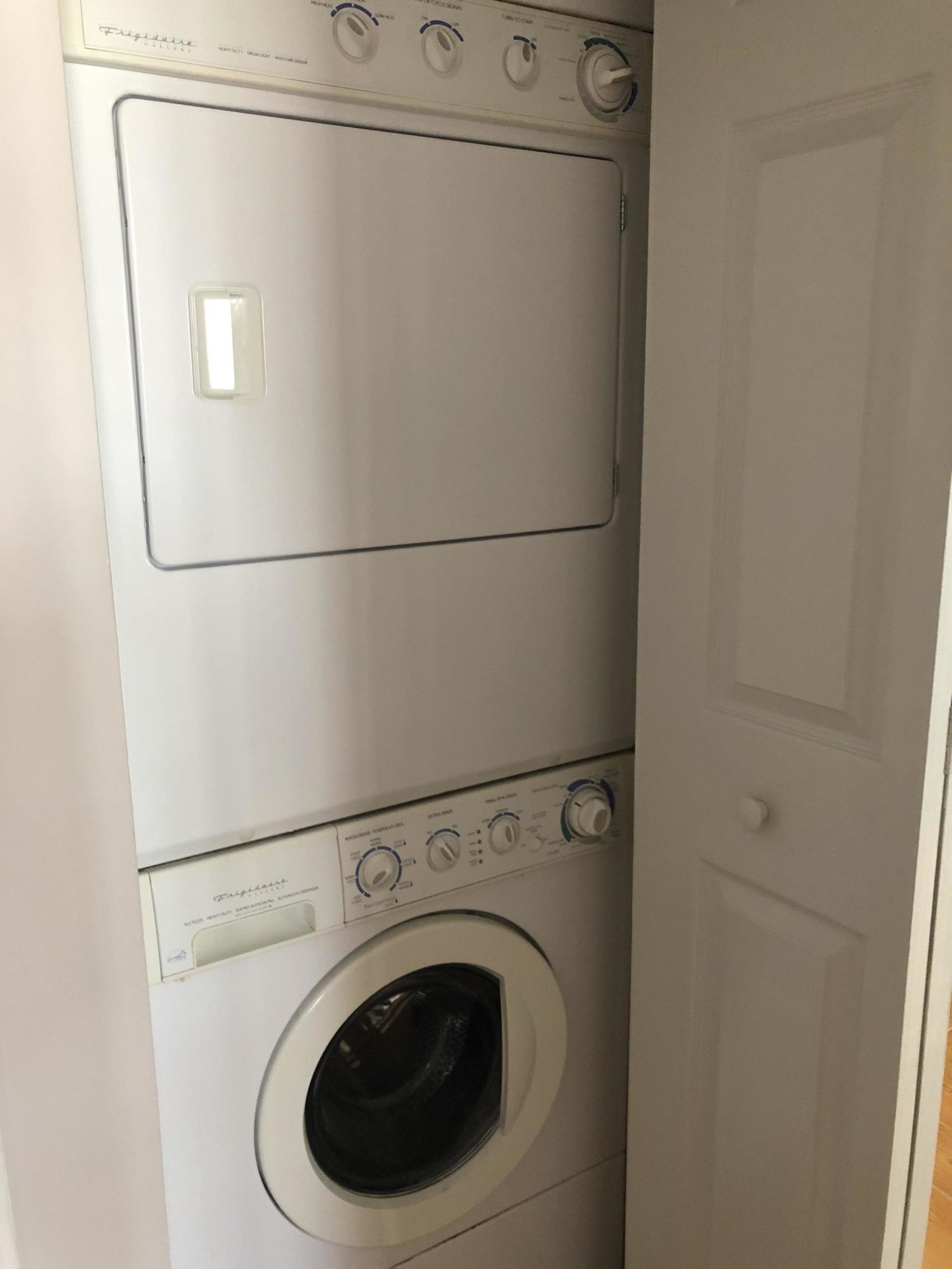3400 North Ocean Drive, Unit 803 Riviera Beach, FL 33404 - Photo 27 of 51 Washer & Dryer