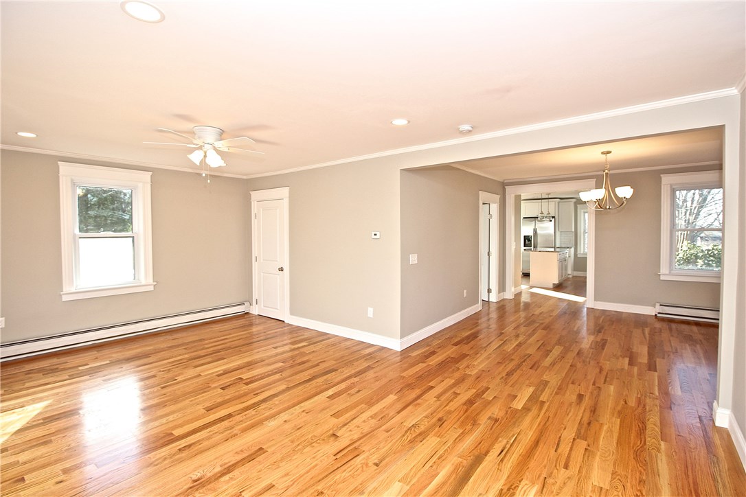 58 Malbone Road Newport, RI 02840 - Photo 6 of 30