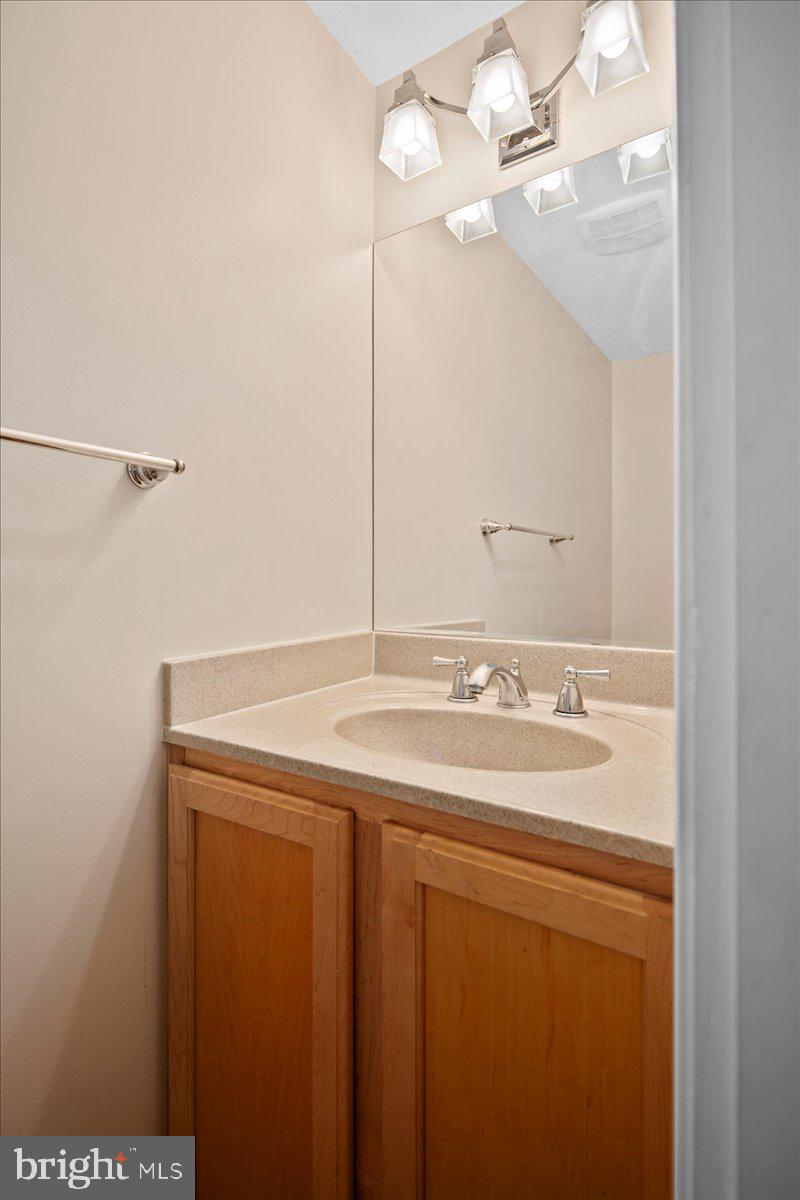 12814 Pinecrest Road Herndon, VA 20171 - Photo 17 of 31 Powder room