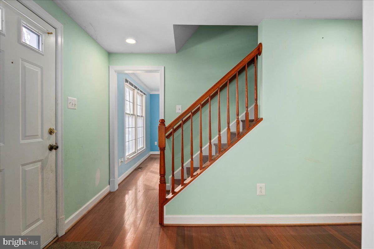 12814 Pinecrest Road Herndon, VA 20171 - Photo 3 of 31 Gallery Image 3