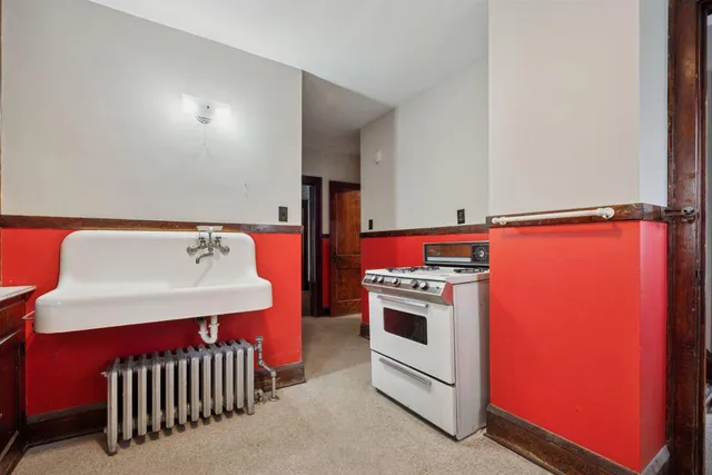 $229,900 | 2924 Emerson Avenue North, Minneapolis, MN 55411