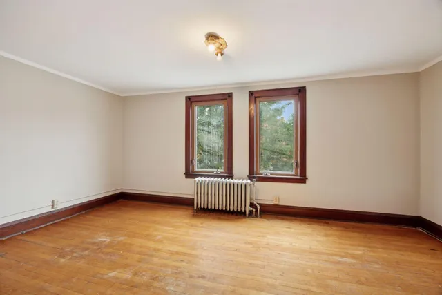 $229,900 | 2924 Emerson Avenue North, Minneapolis, MN 55411