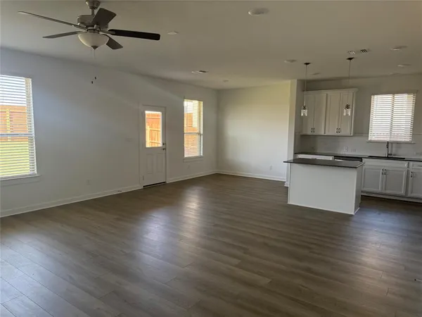 $2,395 | 440 Bristlecone Bend, Liberty Hill, TX 78642