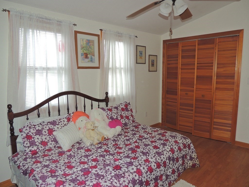 35 Bayview Street Wareham, MA 02571 - Photo 18 of 25