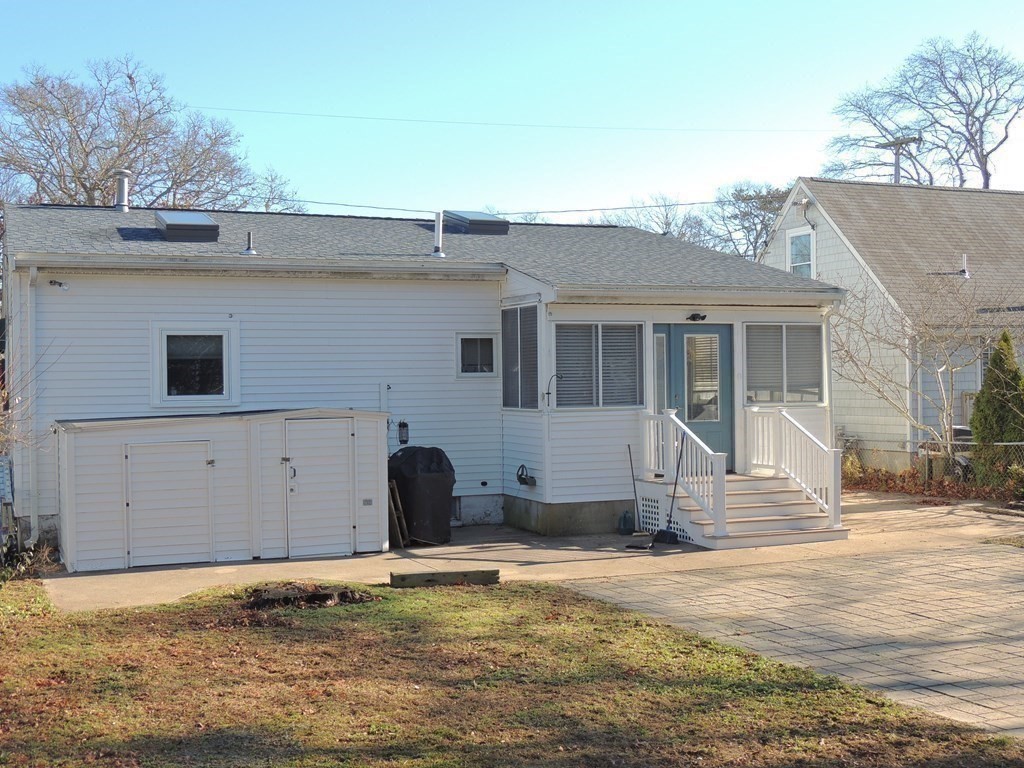 35 Bayview Street Wareham, MA 02571 - Photo 5 of 25