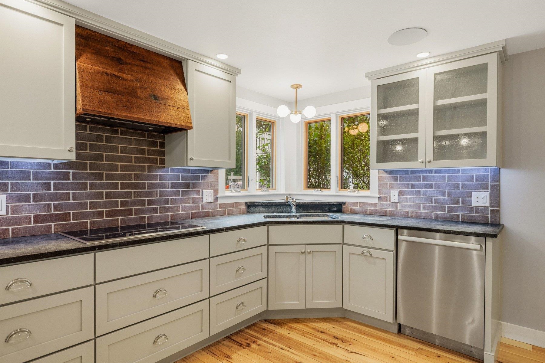 34 River Street Exeter, NH 03833 - Photo 12 of 43