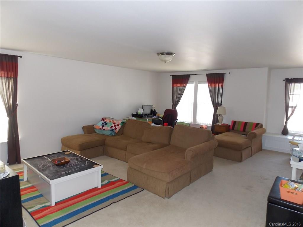 1122 Parade Ground Court Clover, SC 29710 - Photo 13 of 22