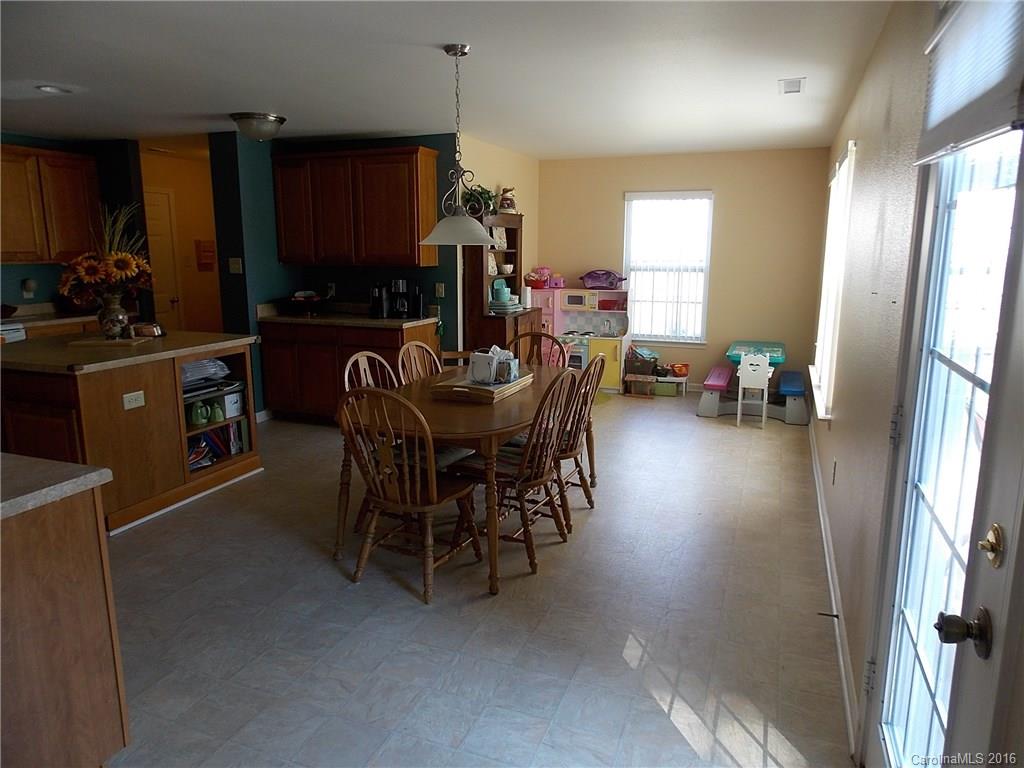 1122 Parade Ground Court Clover, SC 29710 - Photo 6 of 22
