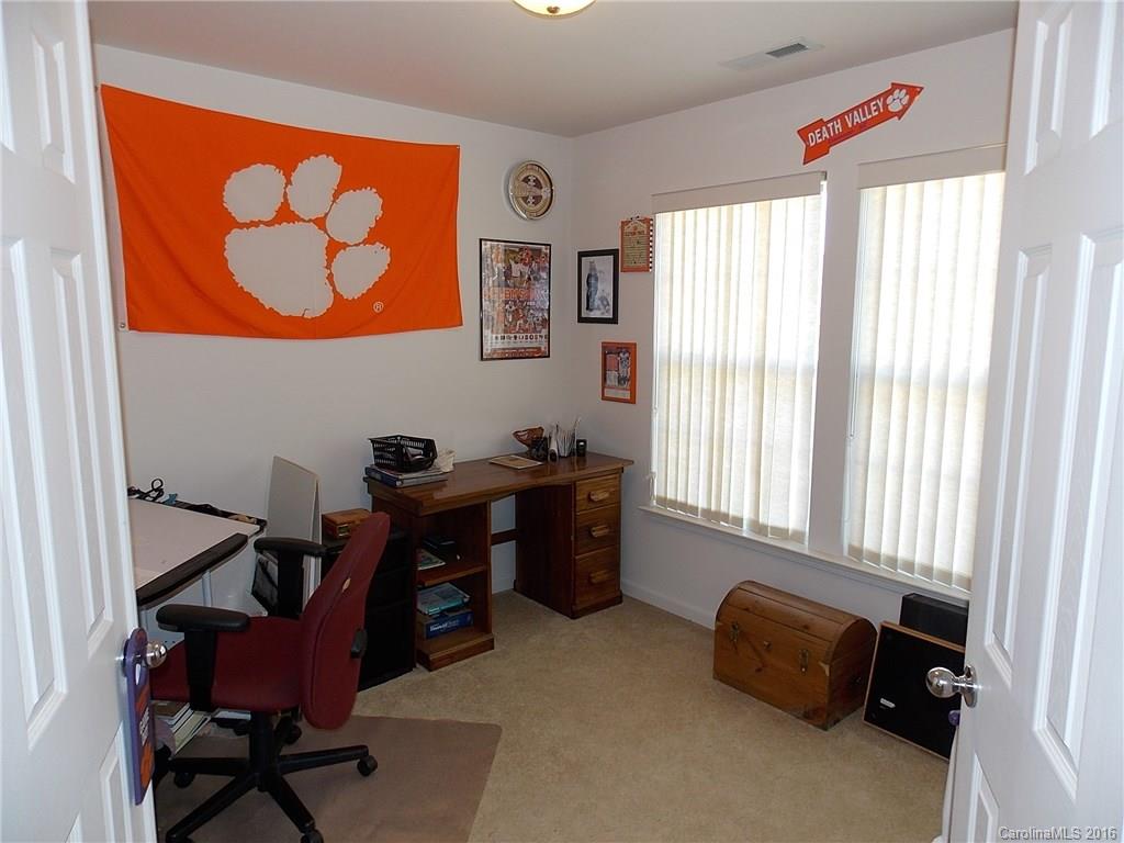 1122 Parade Ground Court Clover, SC 29710 - Photo 10 of 22