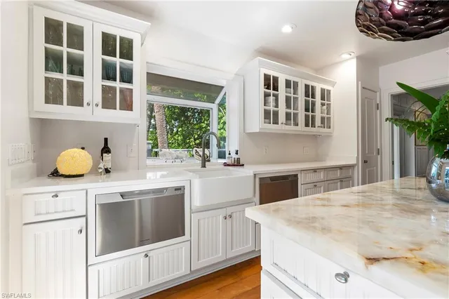 $7,750,000 | 61 12th Avenue South, Naples, FL 34102