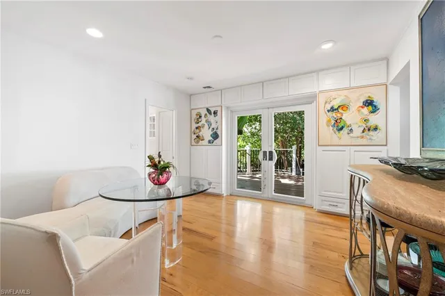 $7,750,000 | 61 12th Avenue South, Naples, FL 34102