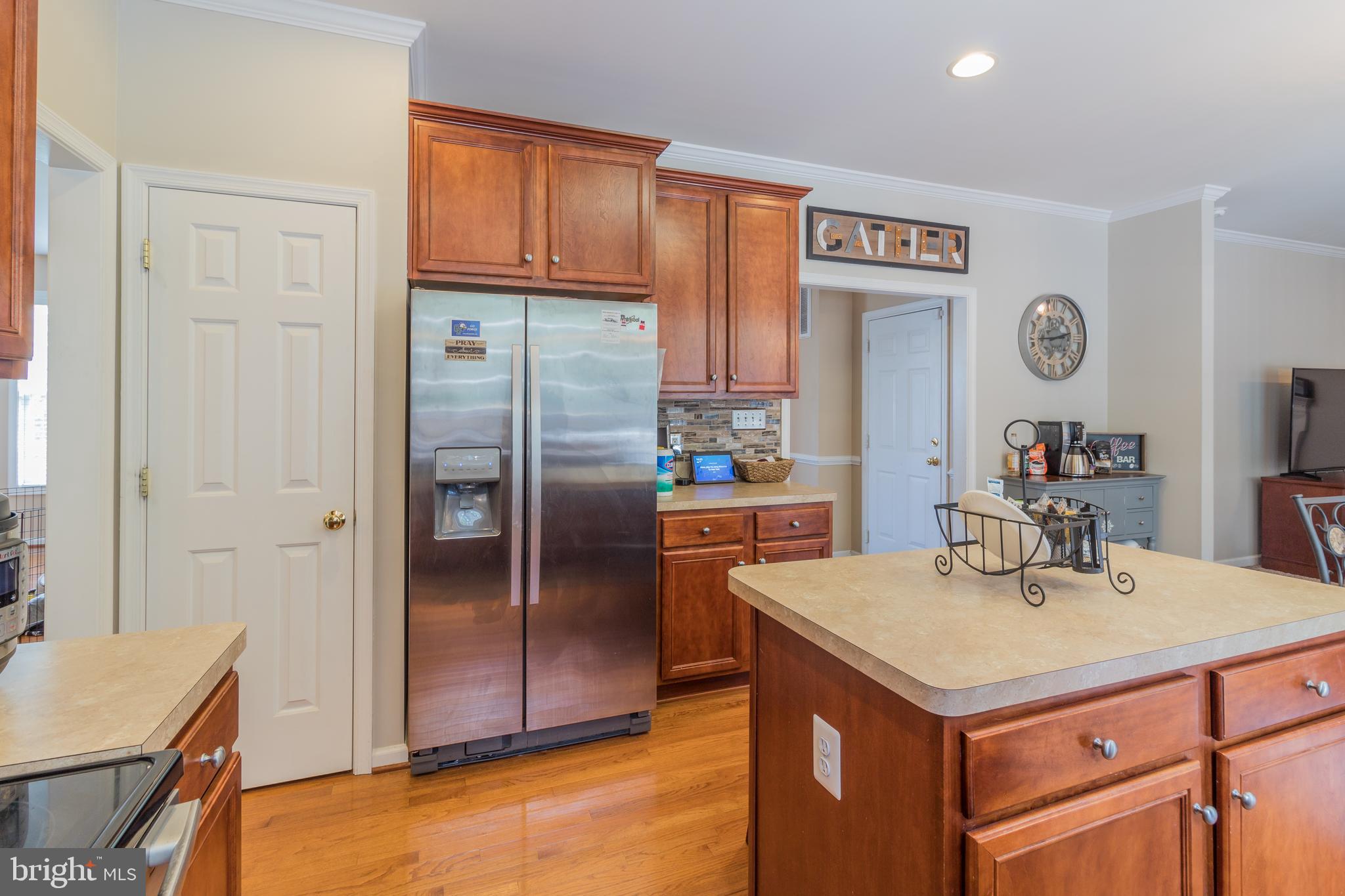 8 Banner Spring Circle Stafford, VA 22554 - Photo 7 of 34 Stainless Steel appliances and pantry