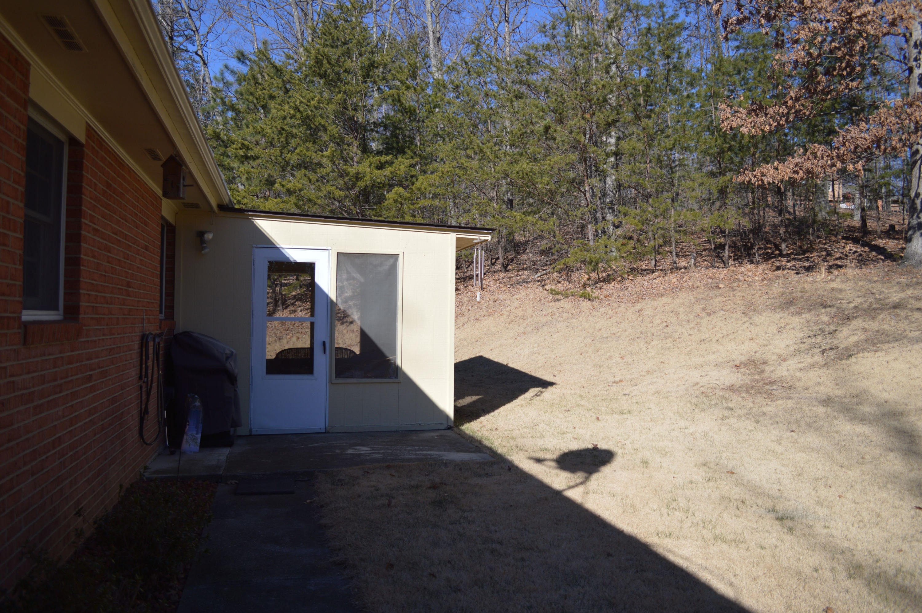 92 Oak Crest Drive Blue Ridge, VA 24064 - Photo 25 of 48 a view of entryway