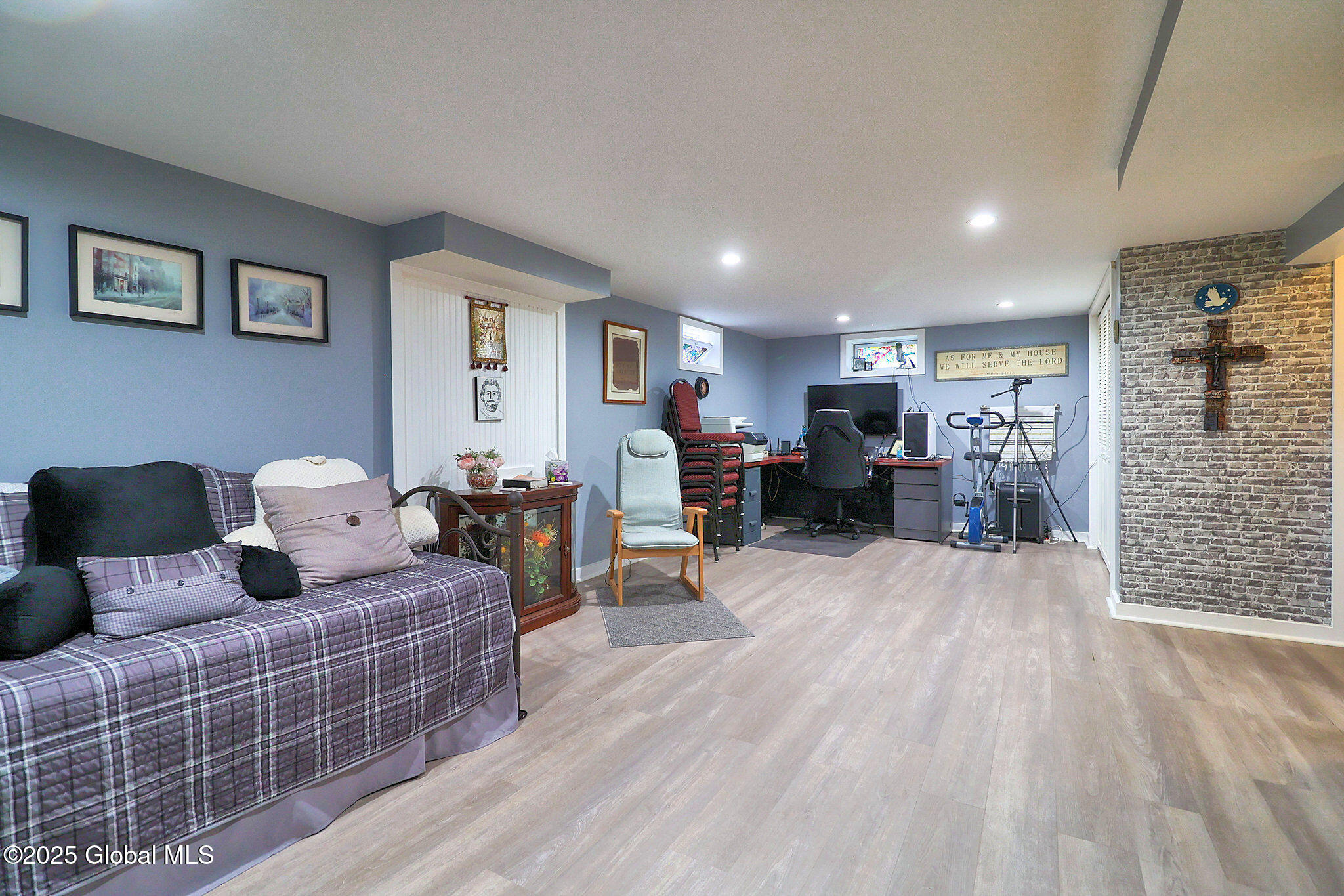 2055 Curry Road Schenectady, NY 12303 - Photo 18 of 38 18