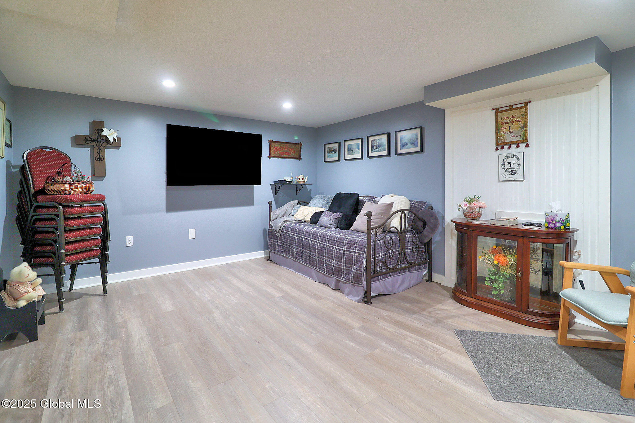 2055 Curry Road Schenectady, NY 12303 - Photo 20 of 38 20