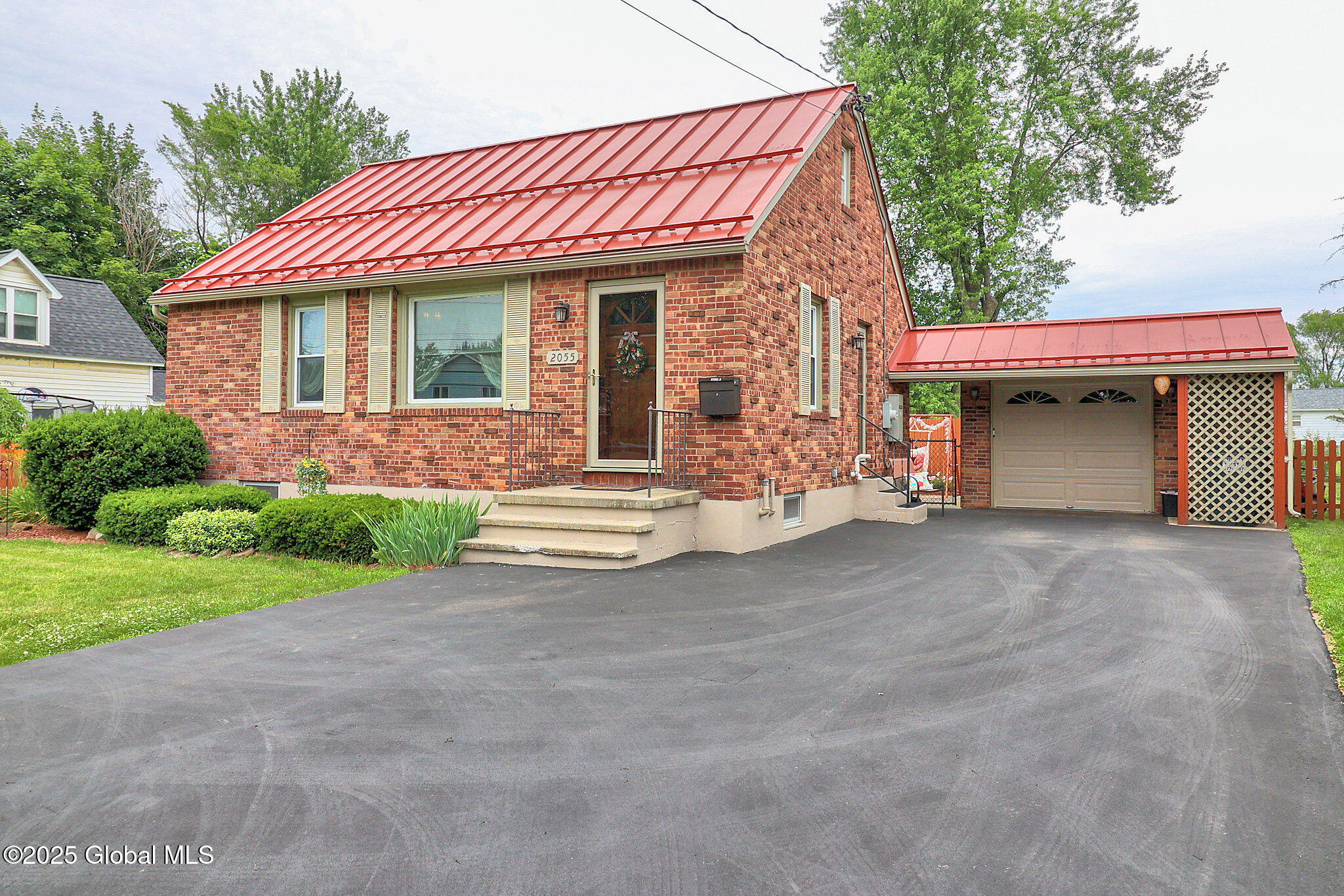 2055 Curry Road Schenectady, NY 12303 - Photo 2 of 38 2