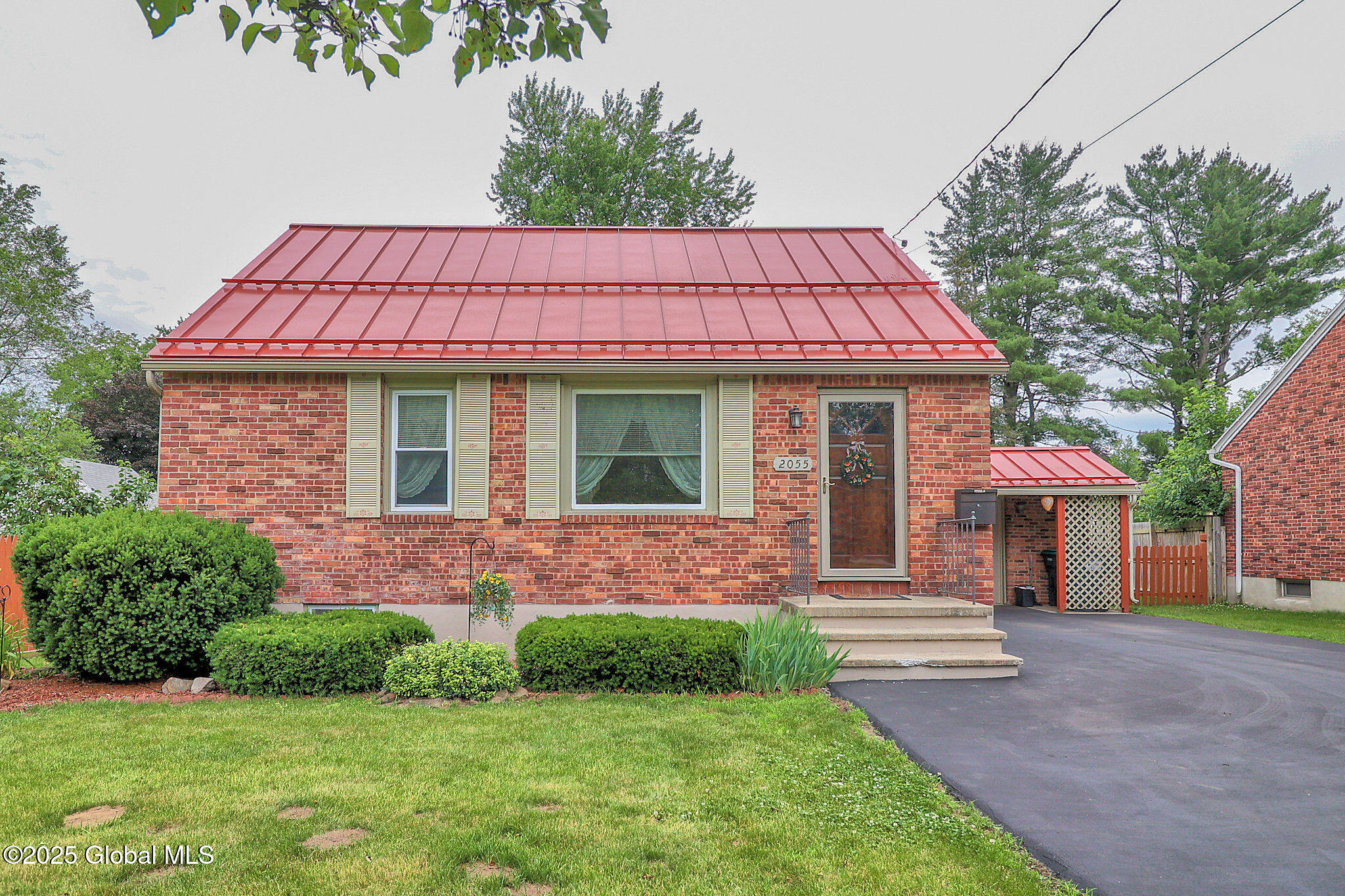 2055 Curry Road Schenectady, NY 12303 - Photo 3 of 38 3