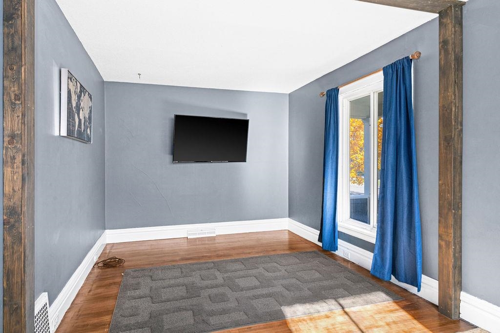 1209 Baxter Avenue Superior, WI 54880 - Photo 4 of 31