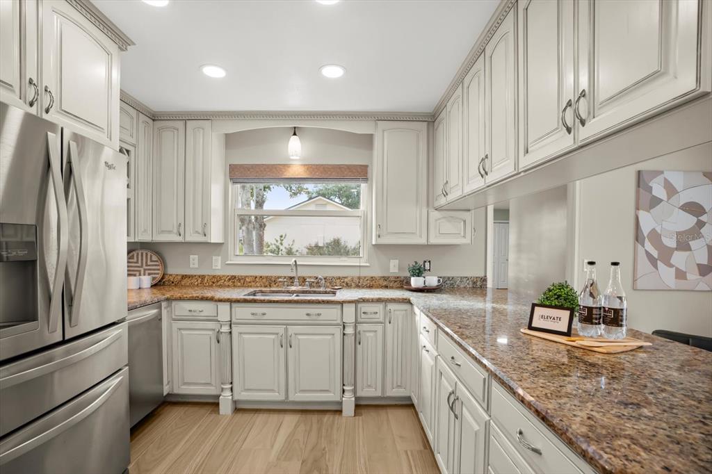 104 Valencia Loop Altamonte Springs, FL 32714 - Photo 13 of 47