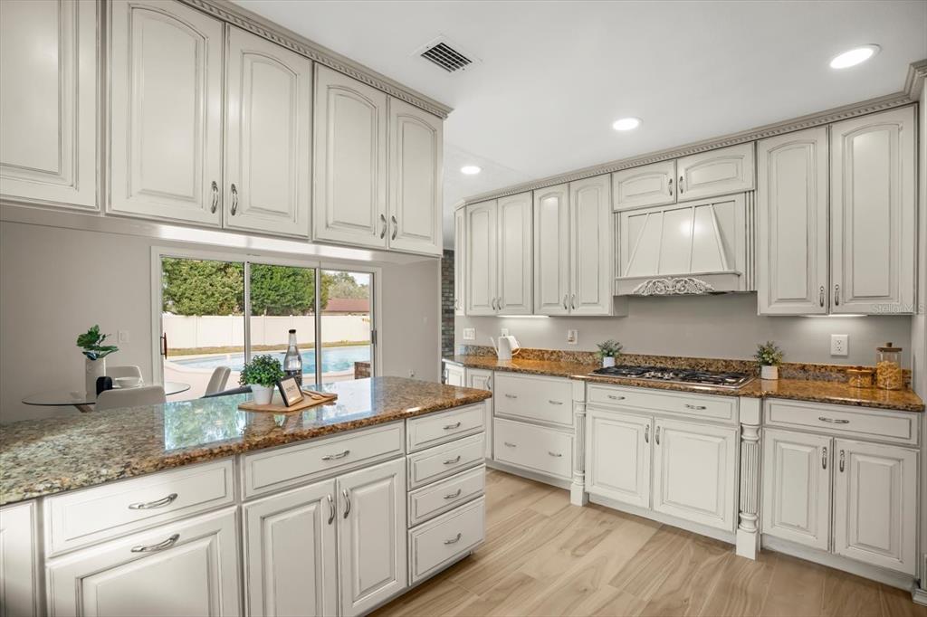 104 Valencia Loop Altamonte Springs, FL 32714 - Photo 16 of 47