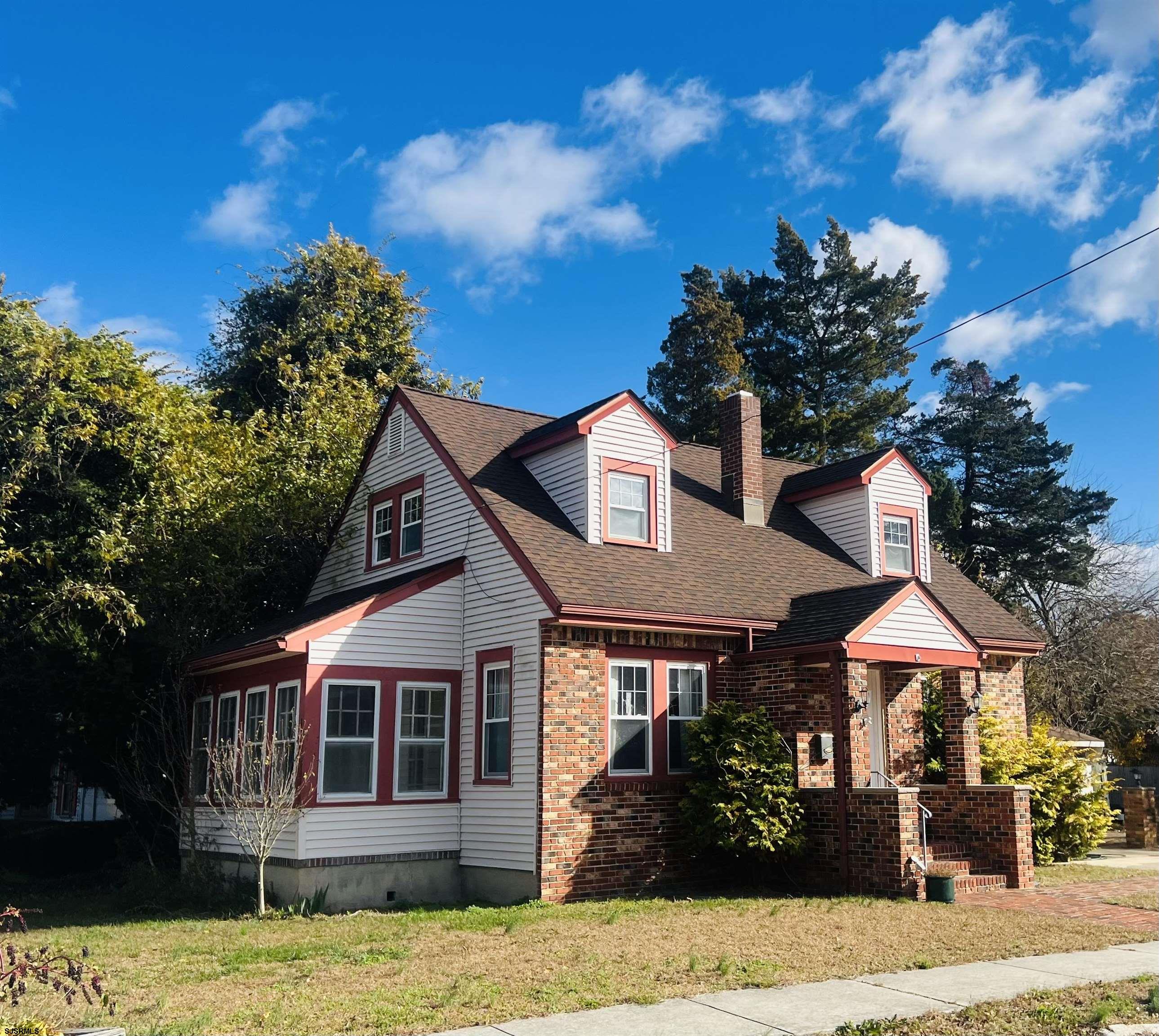 194 North Shore Road Absecon, NJ 08201 - Photo 2 of 14 a front view of a house with garden