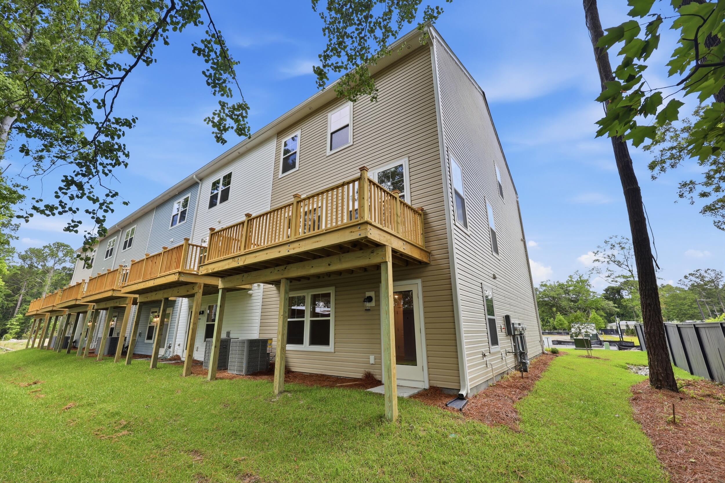 124 Fernbank Road Johns Island, SC 29455 - Photo 34 of 35 Rear Exterior
