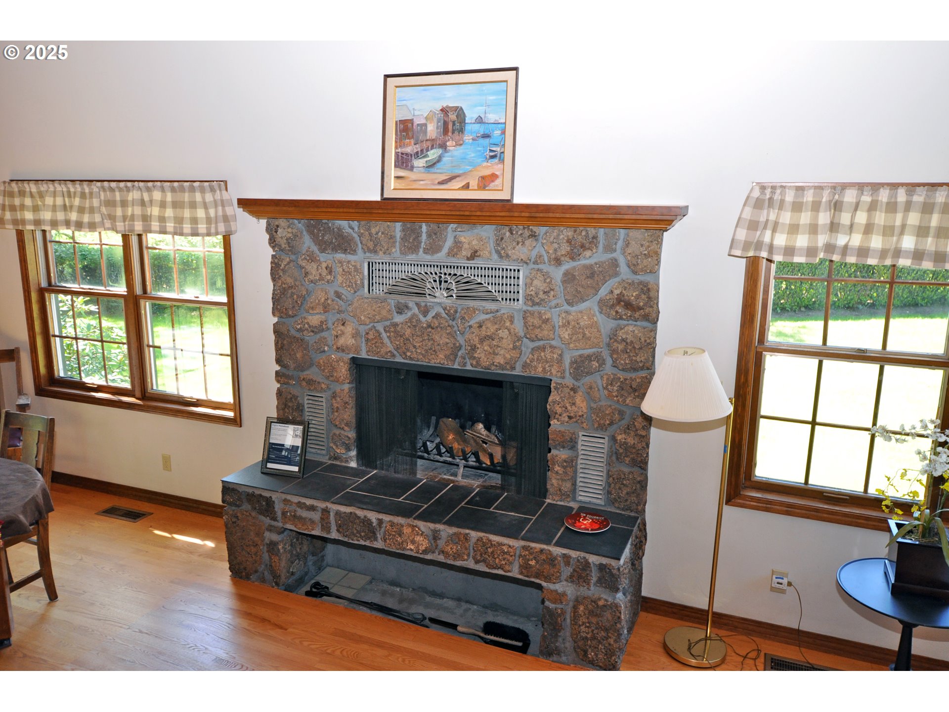 15207 Forsythe Road Oregon City, OR 97045 - Photo 12 of 45 Fireplace Wood