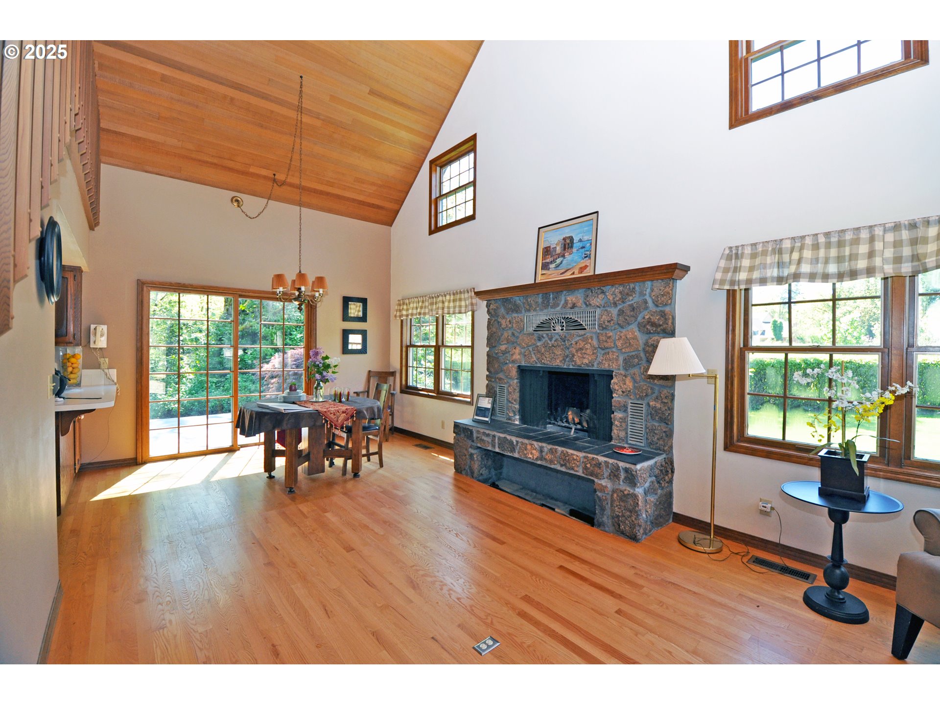 15207 Forsythe Road Oregon City, OR 97045 - Photo 14 of 45 Great Room